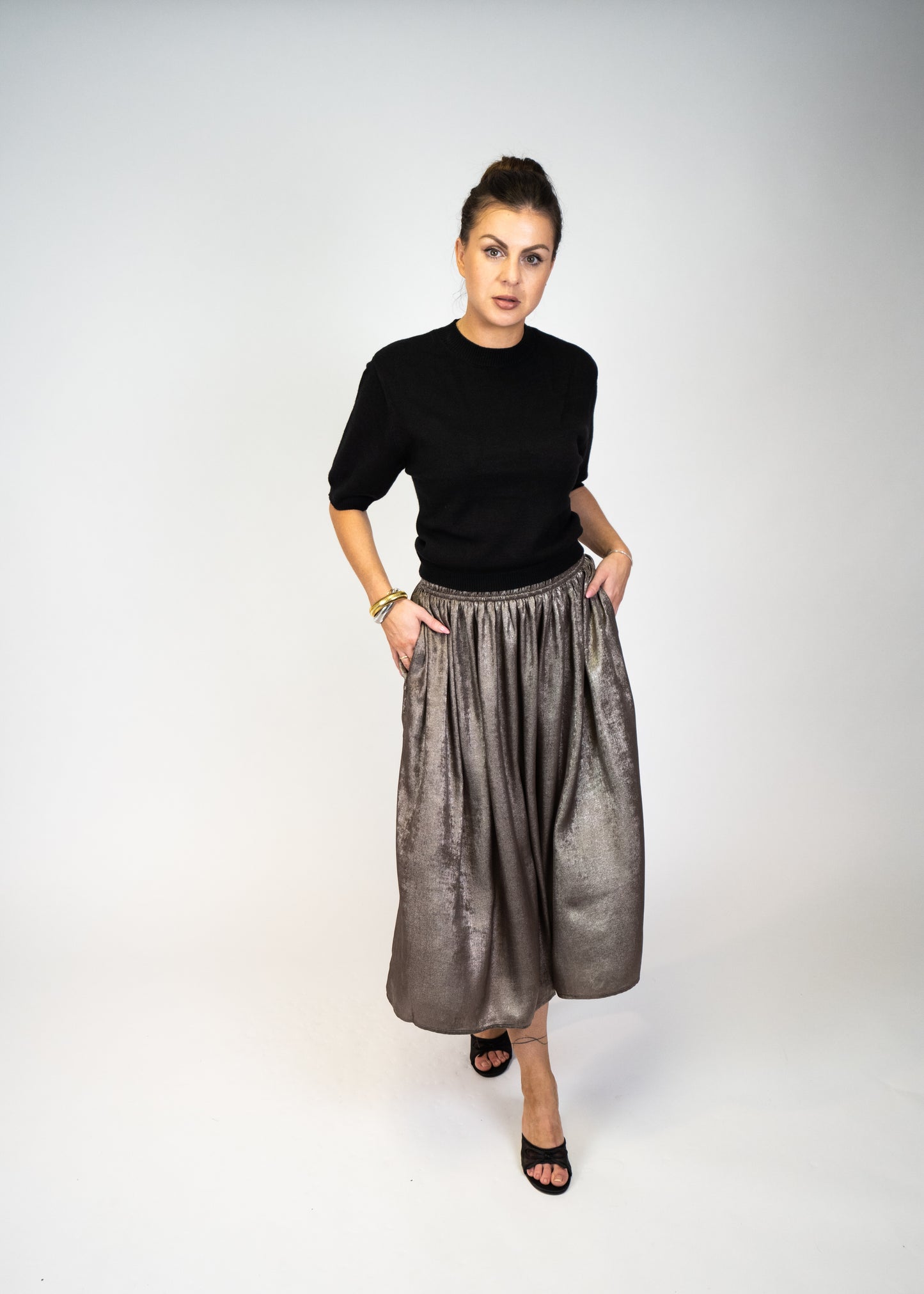 Raven Sweater Top With Short Sleeves
