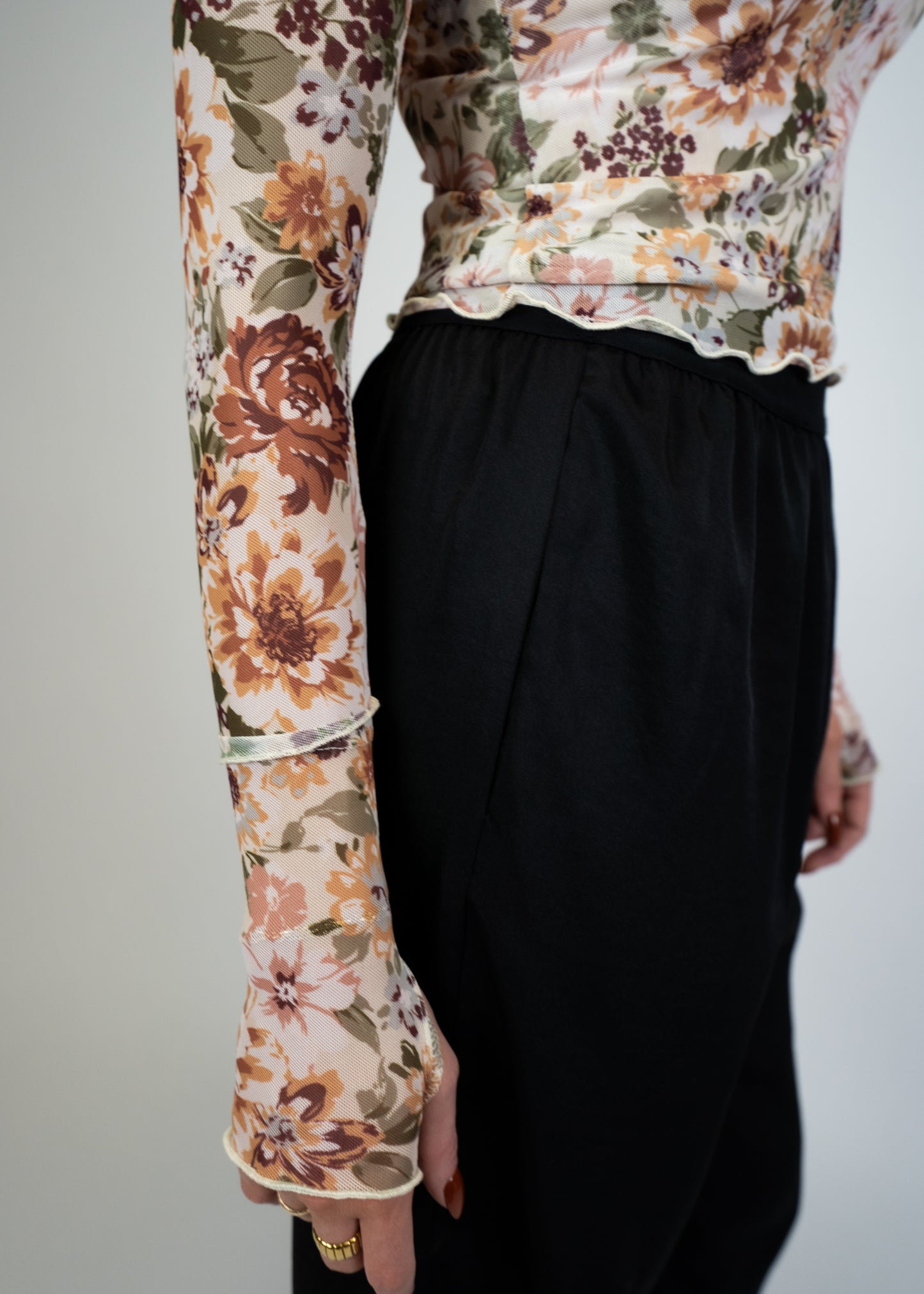 Lily Floral Mesh Top With Thumbholes