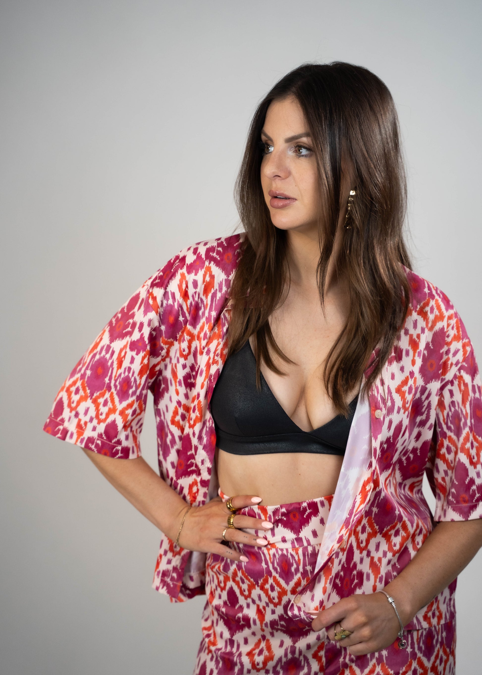 Hot pink Satin Shirt, expertly crafted for summer. Soft satin with a stylish pattern, buttondown featuring a classic collar and buttons. Elevate your summer style with this comfortable and stunning shirt