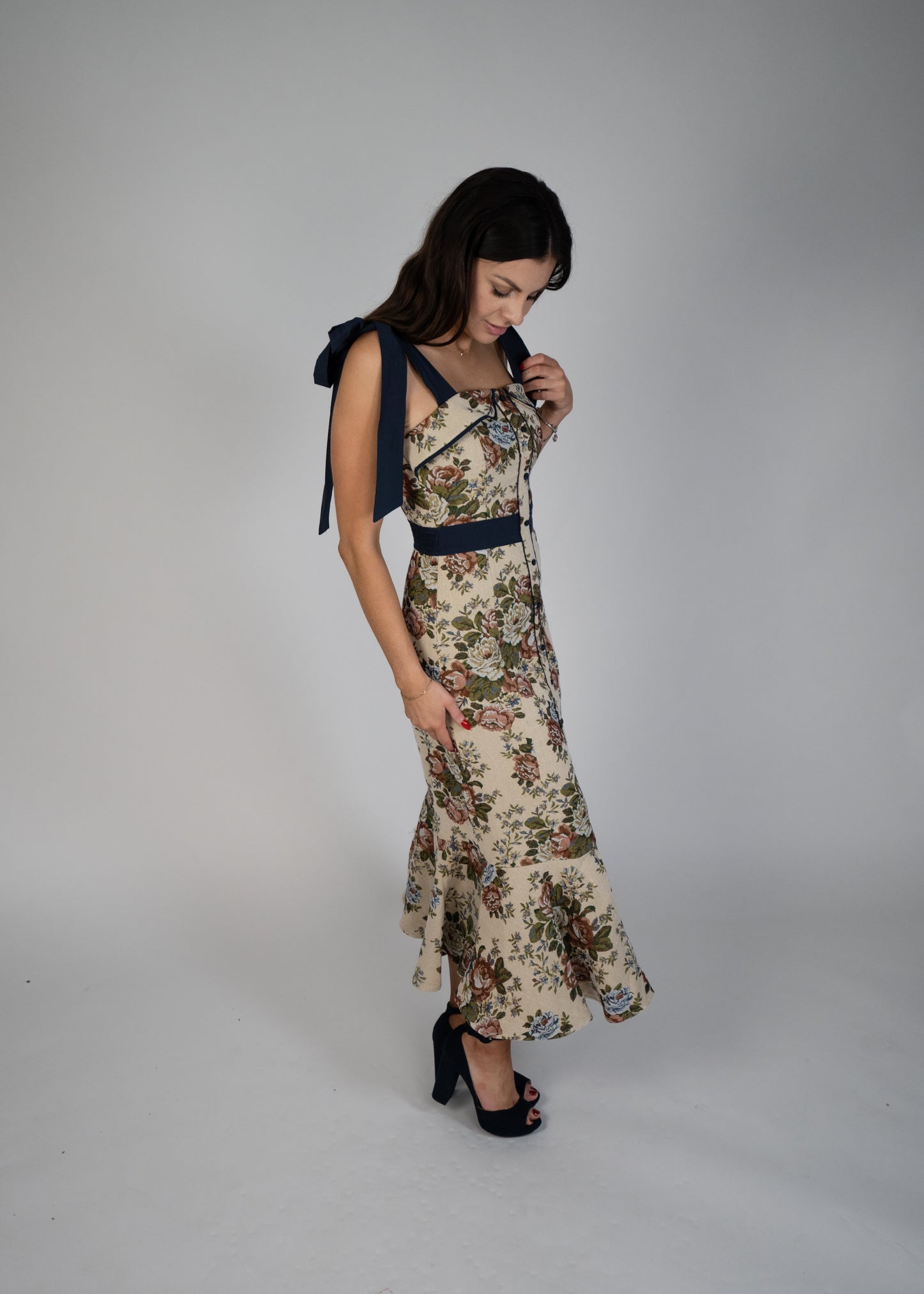 Heirloom Shoulder Bow Midi Dress
